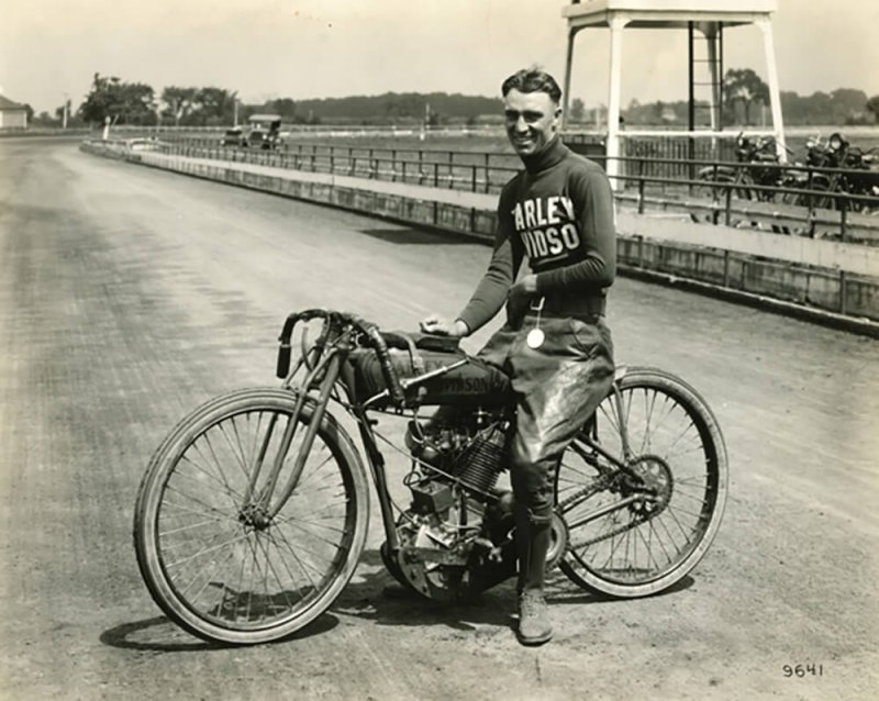 Харлей Дэвидсон 1910