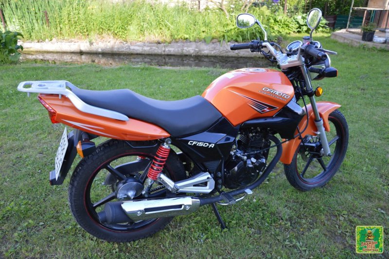 CFMOTO 150 leader