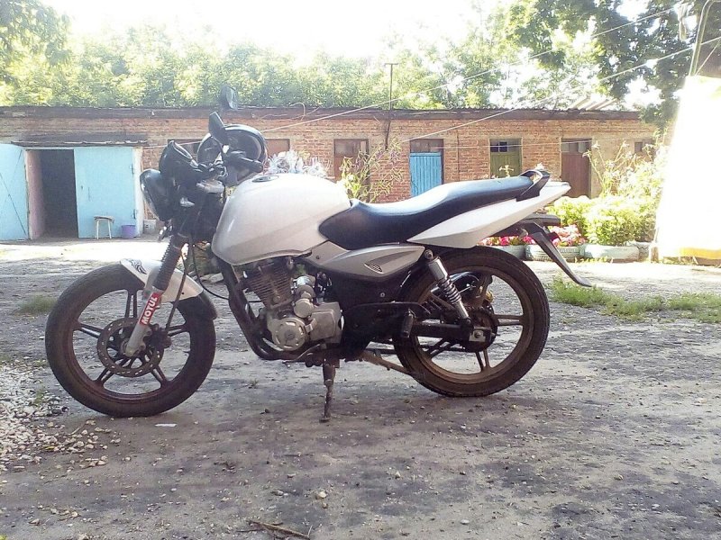 Мотоцикл zver 150 кубов