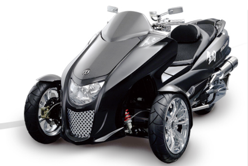 UC tekerli Motor