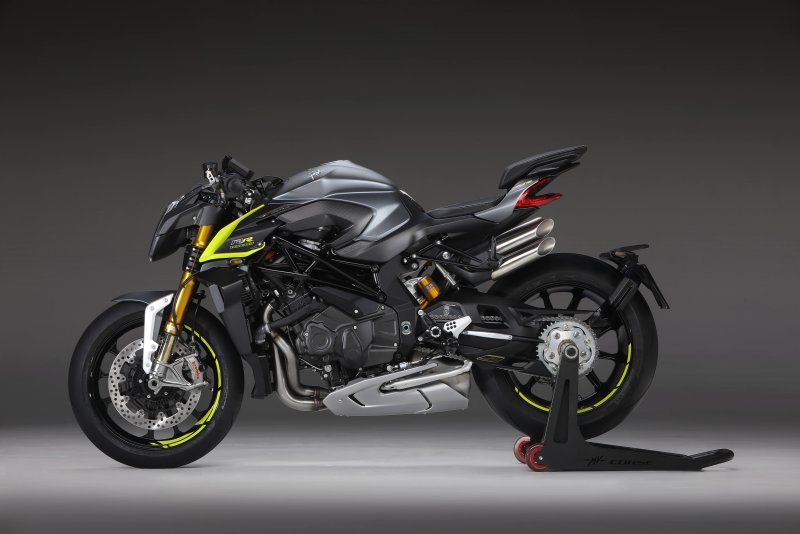 Мотоцикл MV Agusta brutale