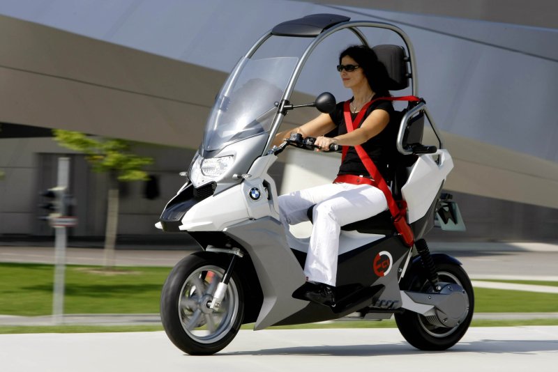 Скутер BMW c1