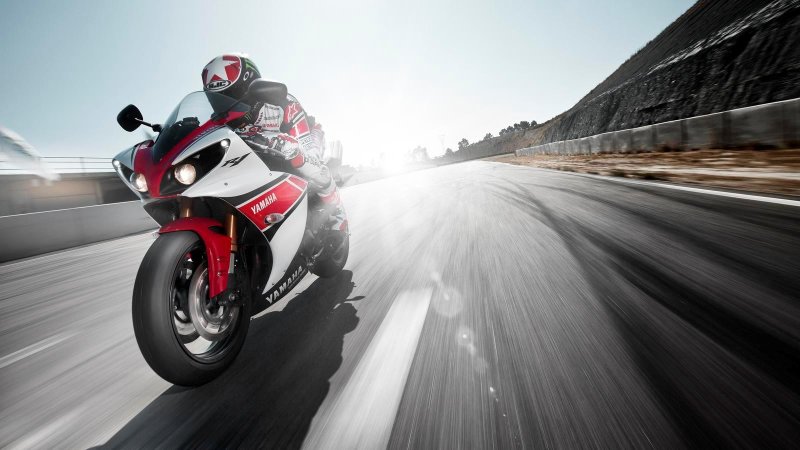 Yamaha r1 2012