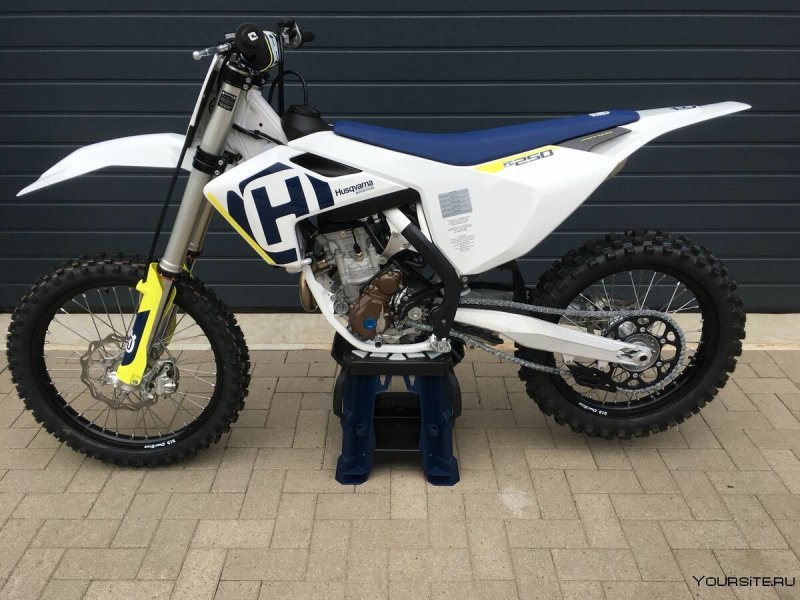 Мотоцикл Хускварна FC 250