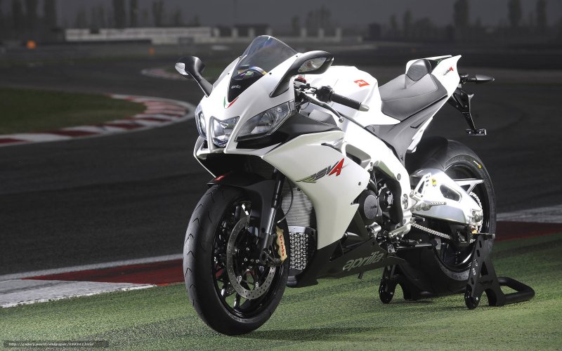 Aprilia rsv4 2010