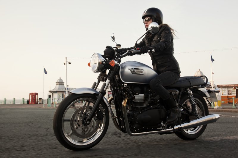 Triumph Bonneville для высоких водителей