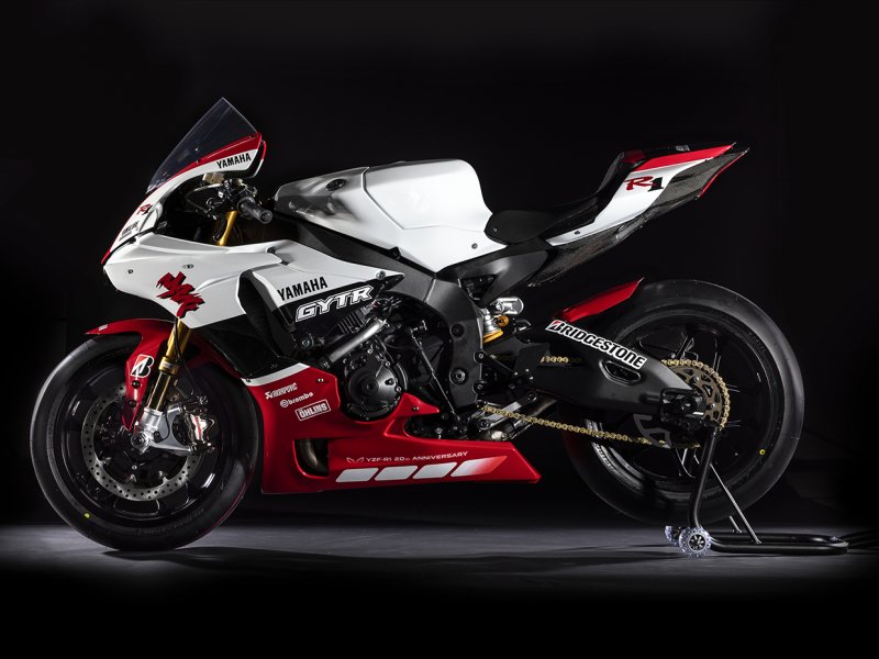 Спортбайк Yamaha YZF-r1