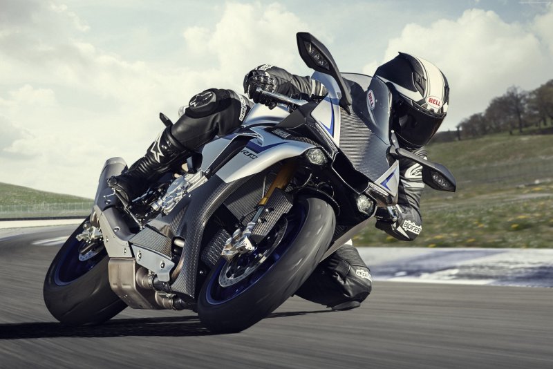 Yamaha YZF-r1 2016