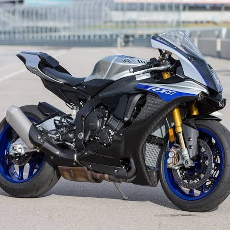 Yamaha YZF-r1 2021