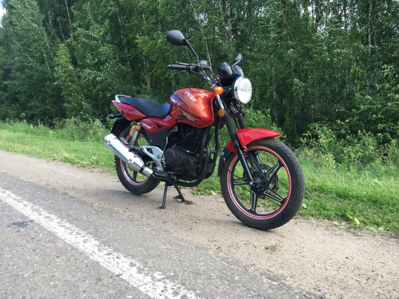 Рейсер Магнум 200 красный