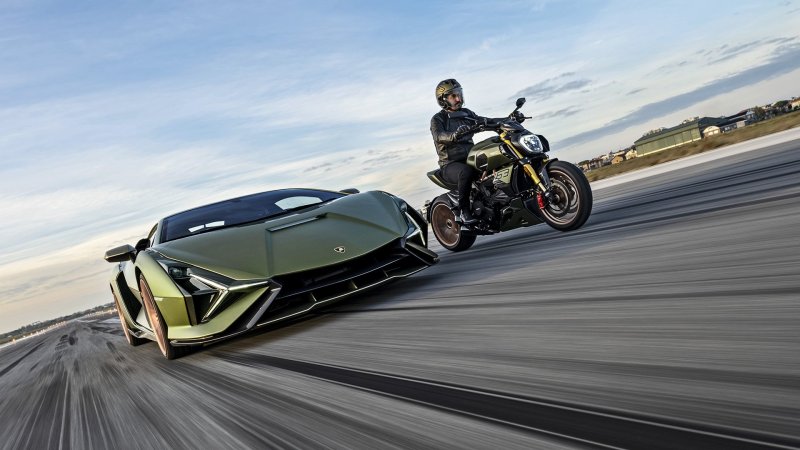Ducati Lamborghini 1260
