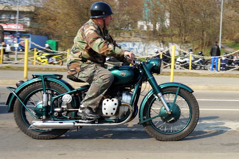 Урал Ирбит м72