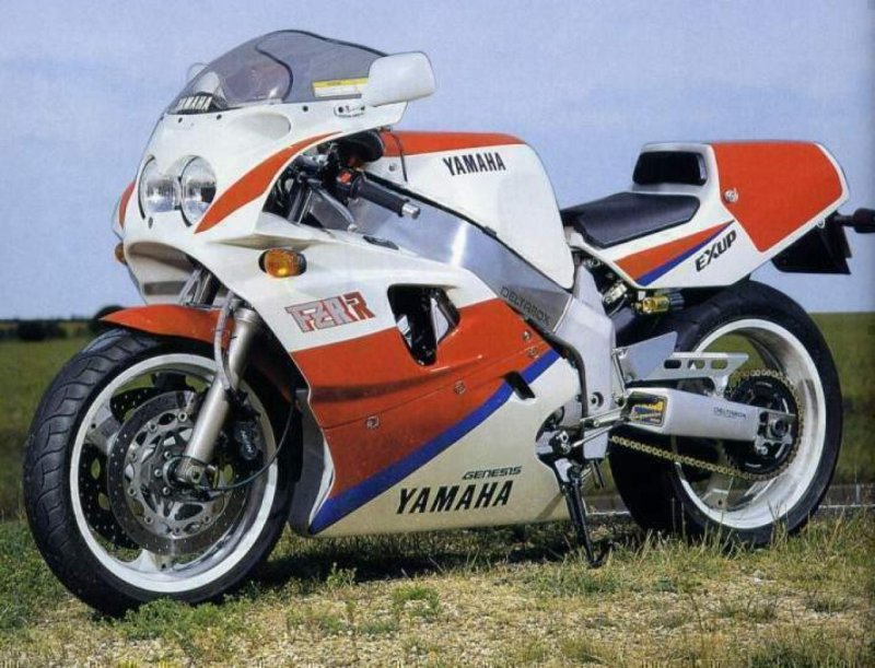 Ямаха ФЗР 750