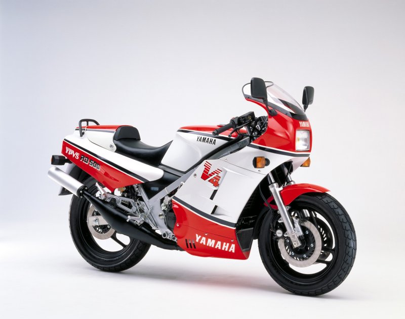 Yamaha rzv500r