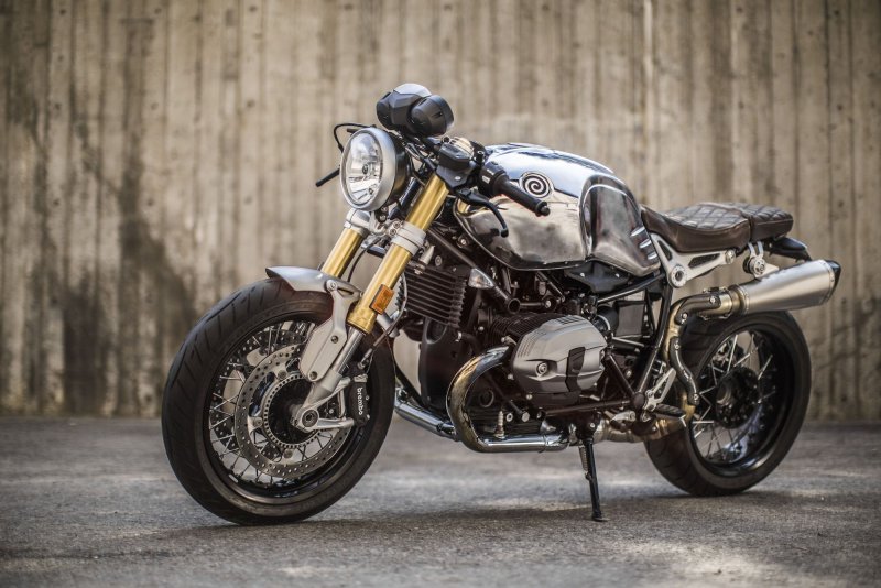 Мотоцикл BMW R Nine t