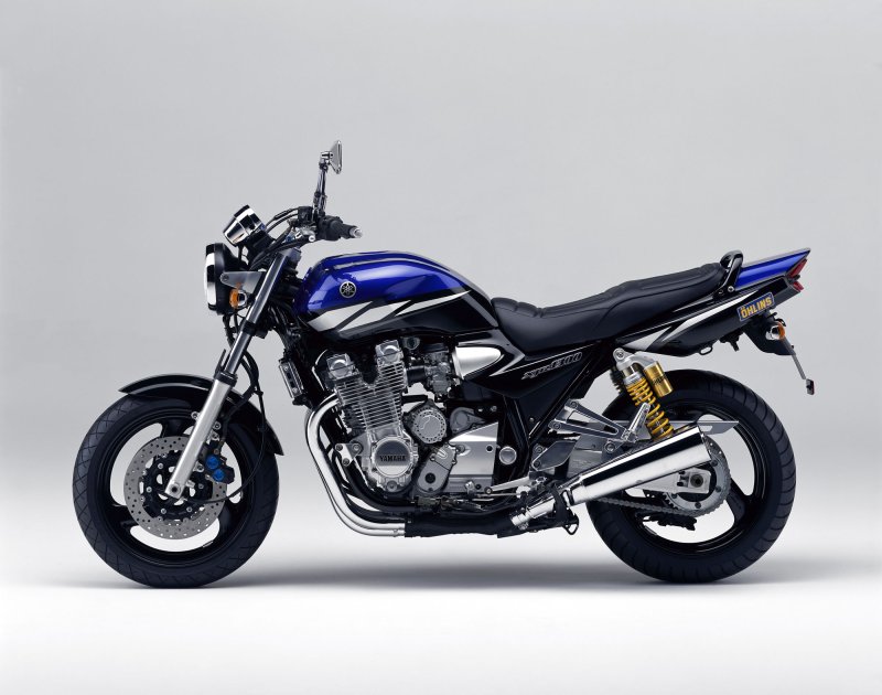 Yamaha XJR 1300