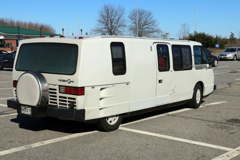 Автодом Vixen RV.