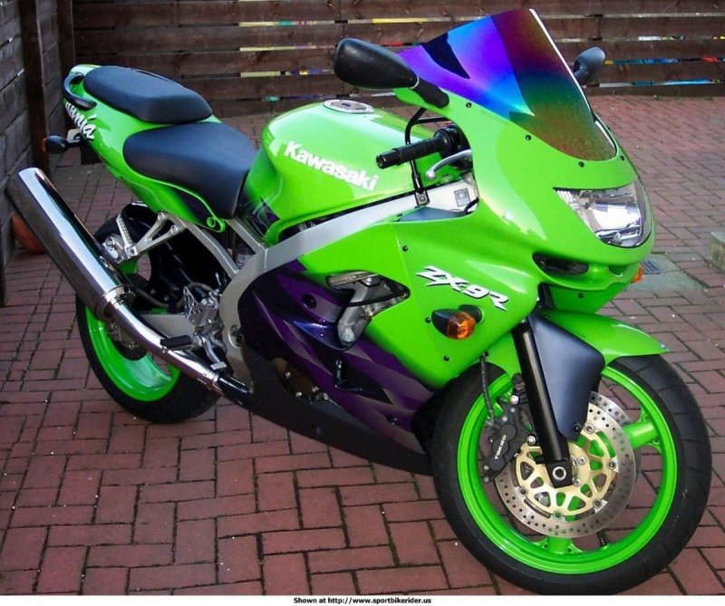 Kawasaki ZZR 9