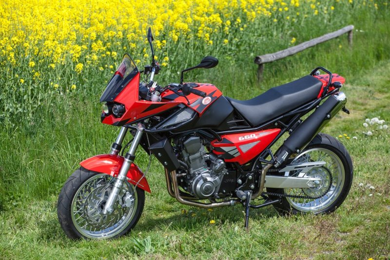 Ява 660 Sportard