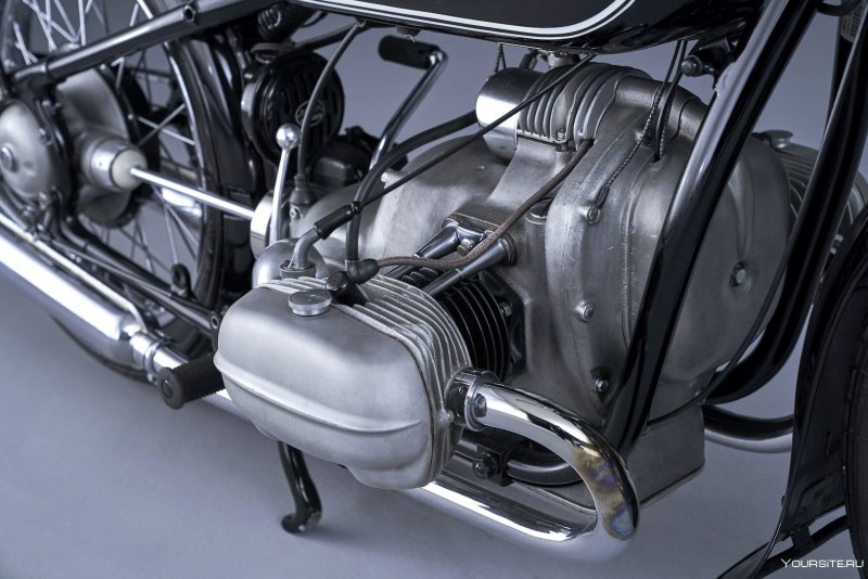 Мотоцикл BMW r18 оппозитный