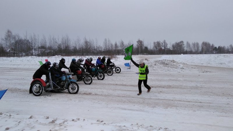 ИЖ Юпитер кросс с коляской
