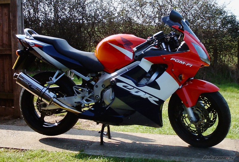 Honda CBR f1