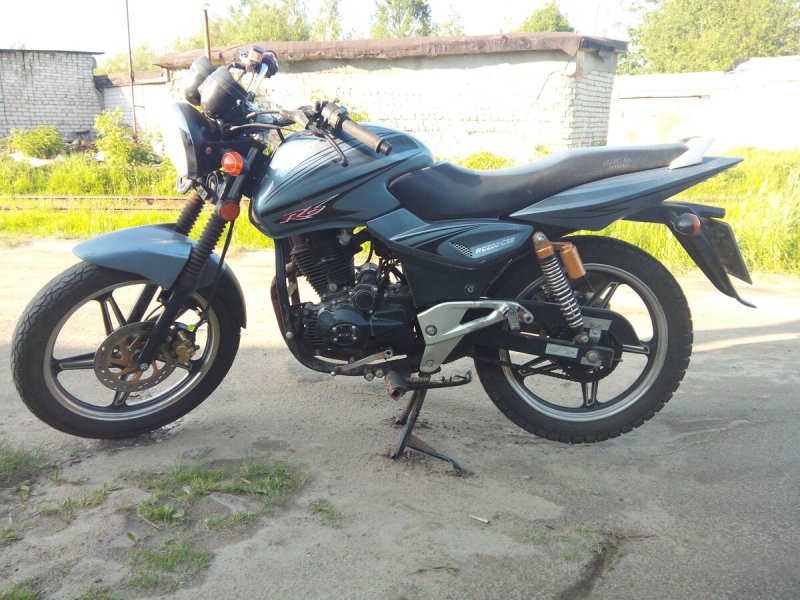 Racer Magnum 200