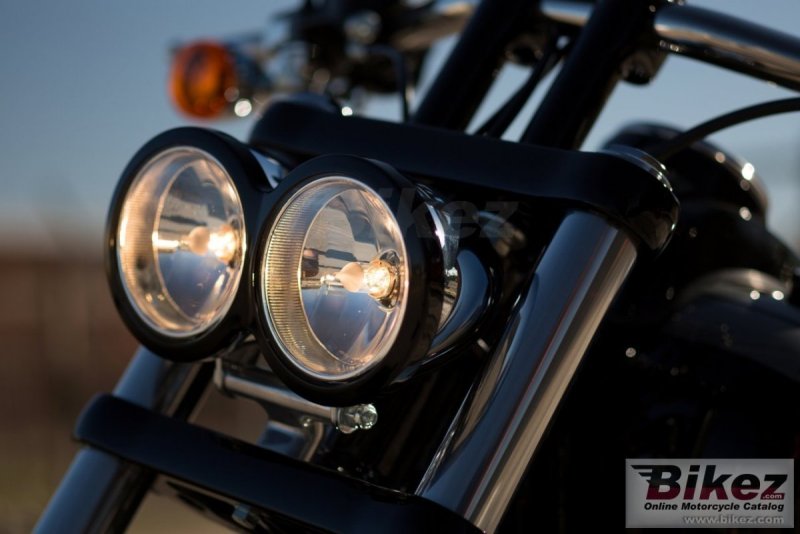 Фара Harley Davidson Dyna