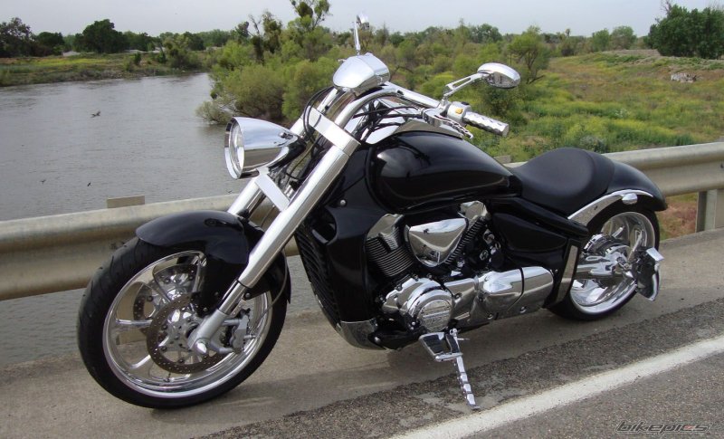 Suzuki Boulevard m109r