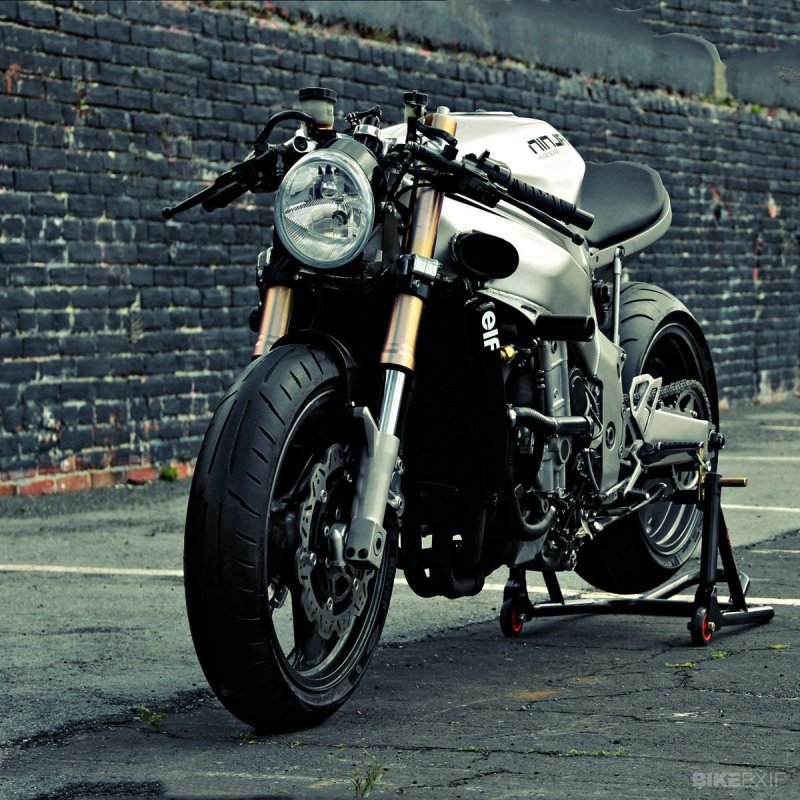 Honda CB 750 стритфайтер