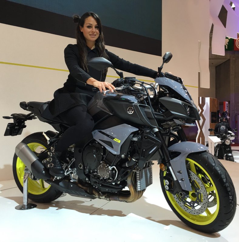 Yamaha mt10 2021