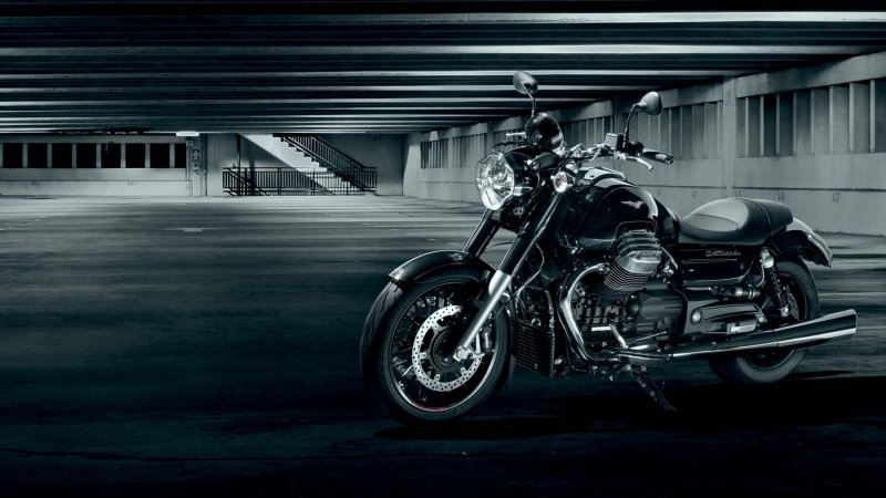 Мотоцикл Moto Guzzi обои