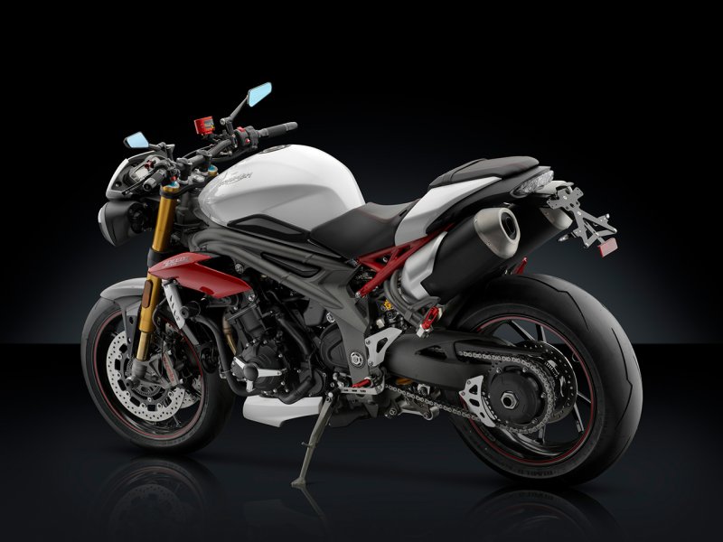 Speed Triple Triumph 1050 с ABS