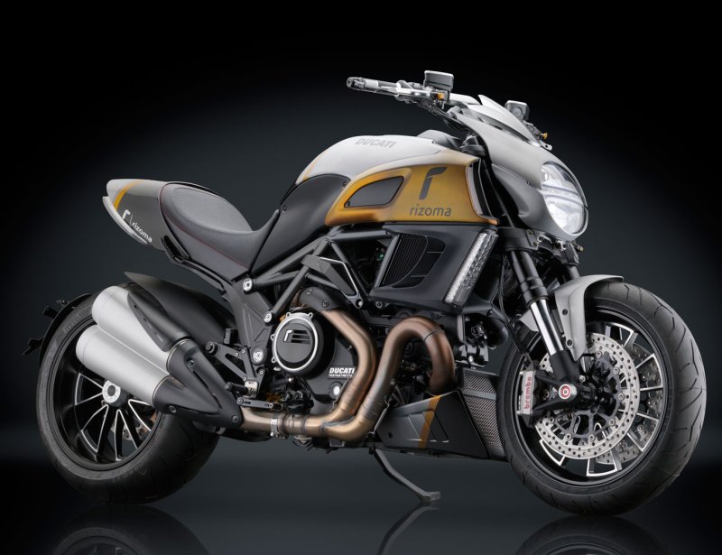Мотоцикл Ducati Diavel Custom
