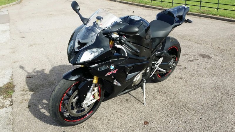 BMW 1000rr черный