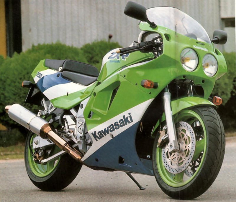 Kawasaki ZXR 750 h1