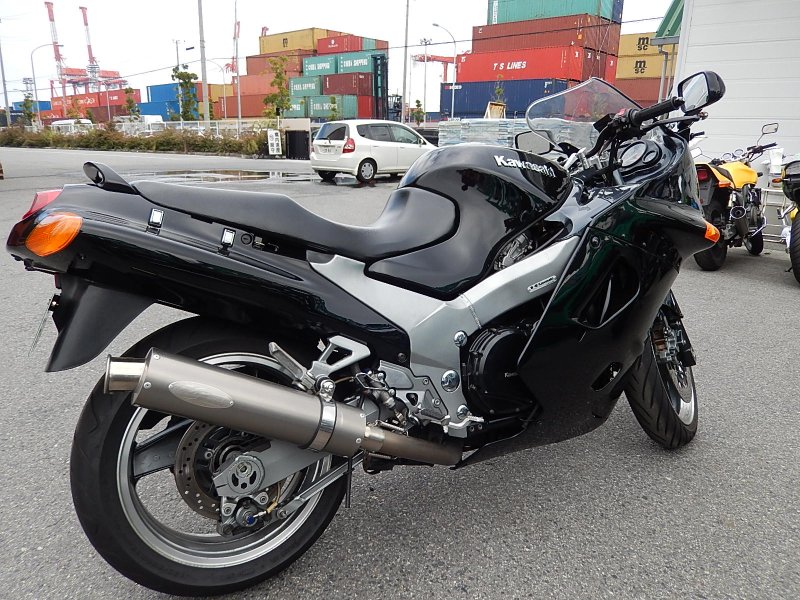 Мотоцикл Кавасаки 1100