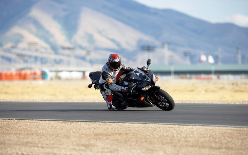 Спортбайк Honda cbr600rr – гоночный мотоцикл туристические мотоциклы
