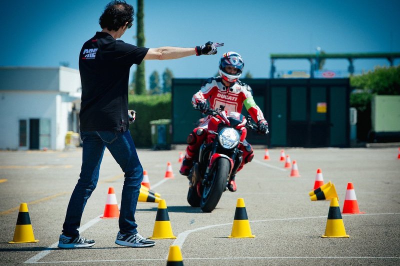 Ducati мотошкола