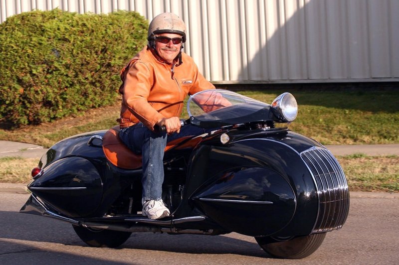 Мотоцикл Henderson Streamline