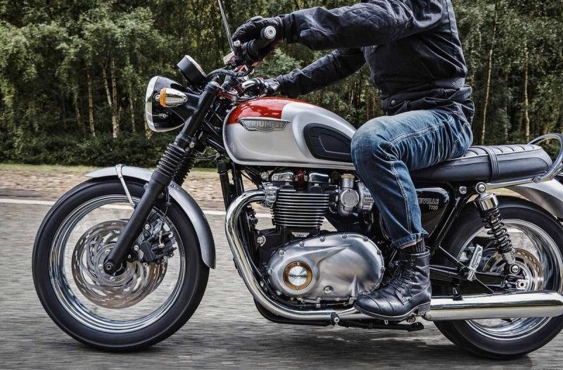 Мотоцикл Triumph Bonneville