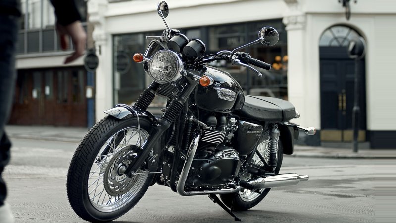 Triumph Bonneville t100 Black