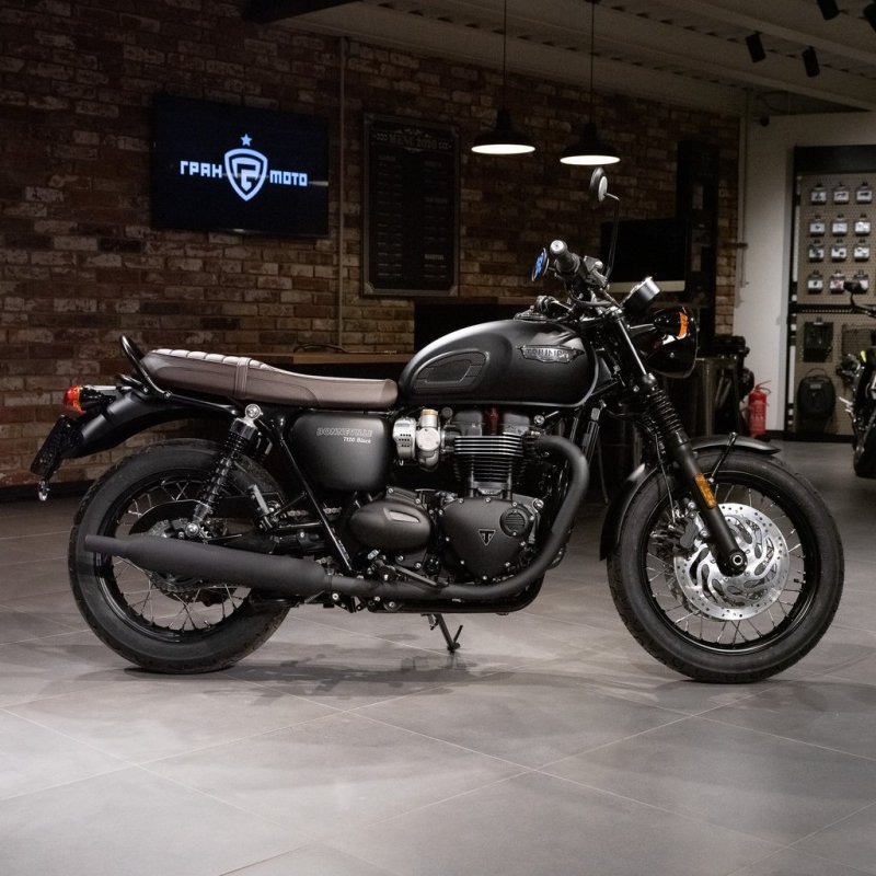 Triumph Bonneville t120 Black