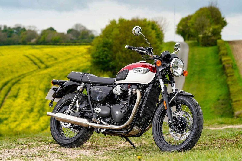 Triumph t100