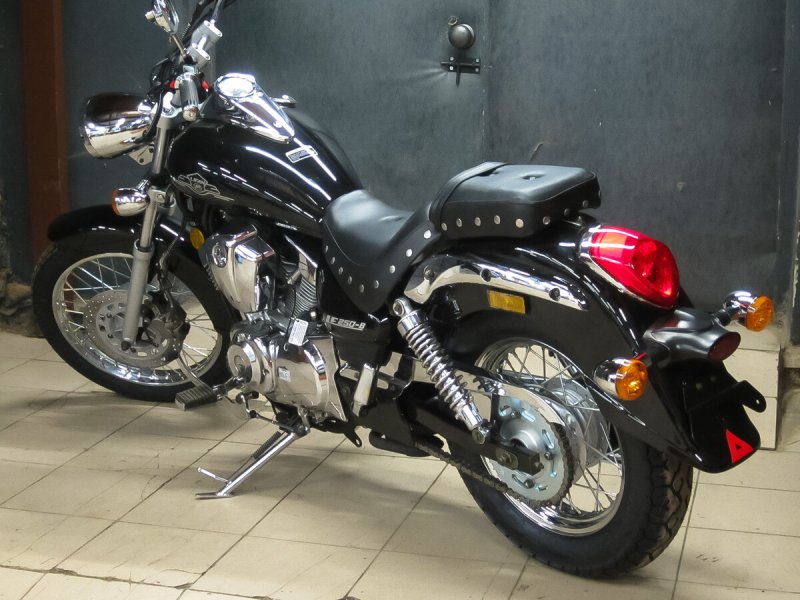 Мотоцикл Lifan lf250-b