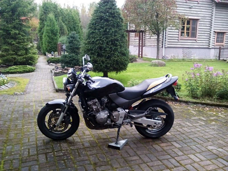 Honda CB 600 2002 год