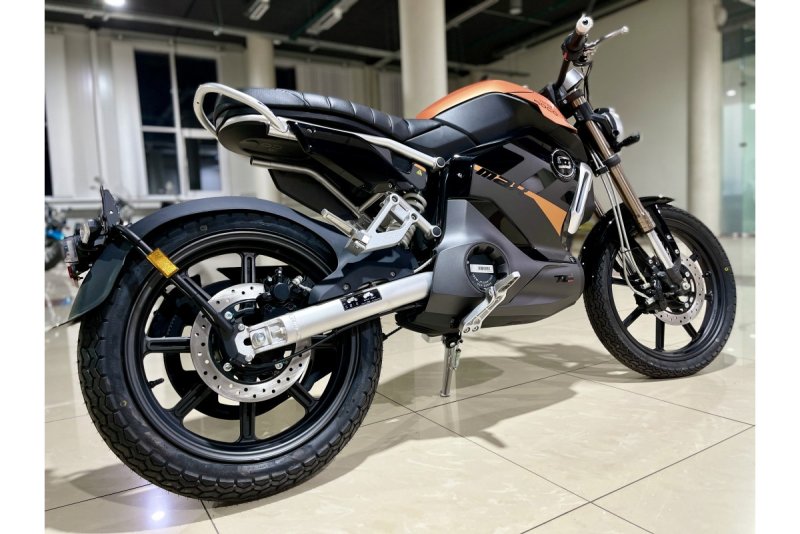 Super SOCO TC Max drive2