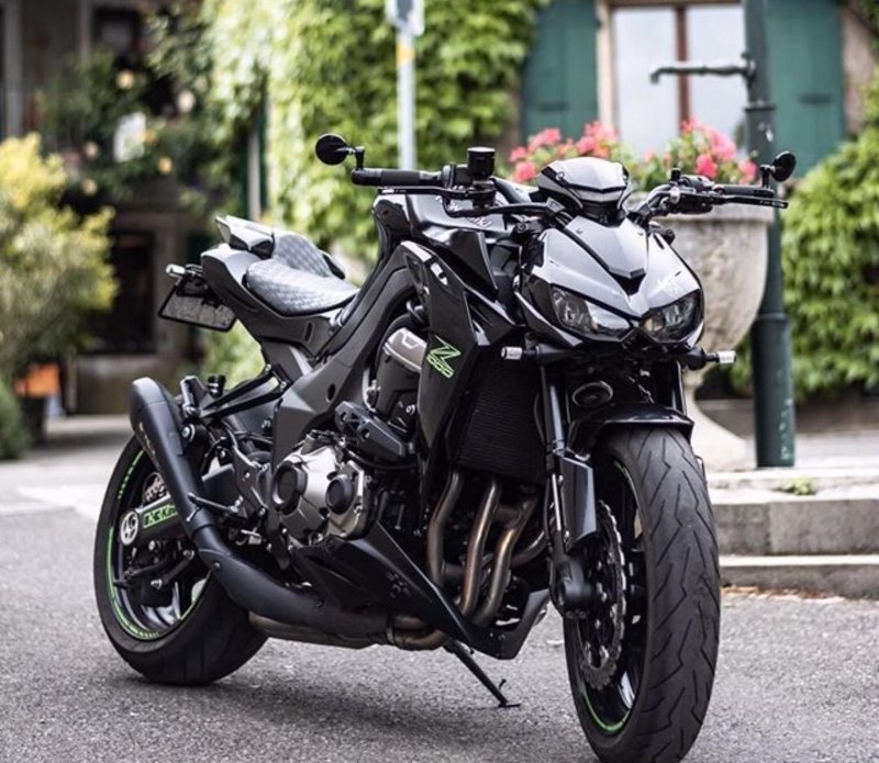 Kawasaki z1000