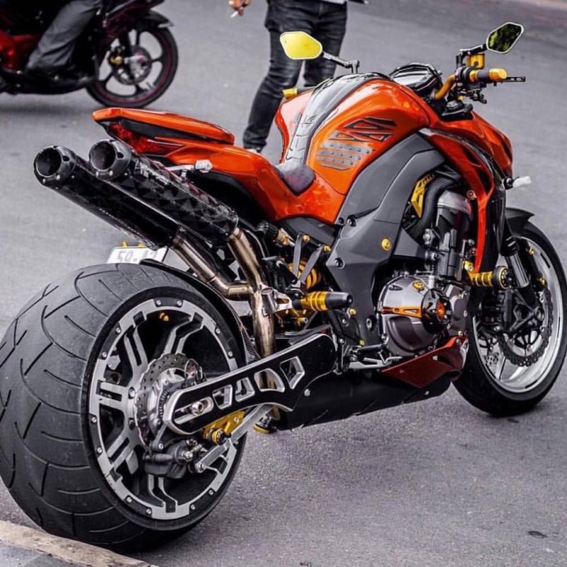Kawasaki z1000 Custom