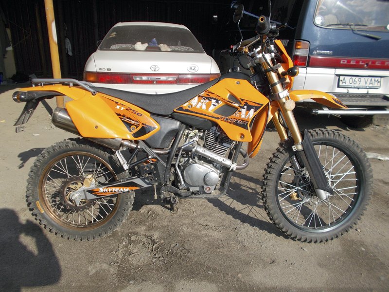 Китаец 250 эндуро